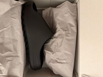 YZY YS-01 Black Size 7