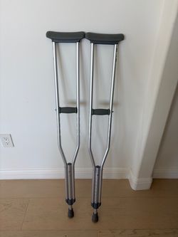Crutches (pair)