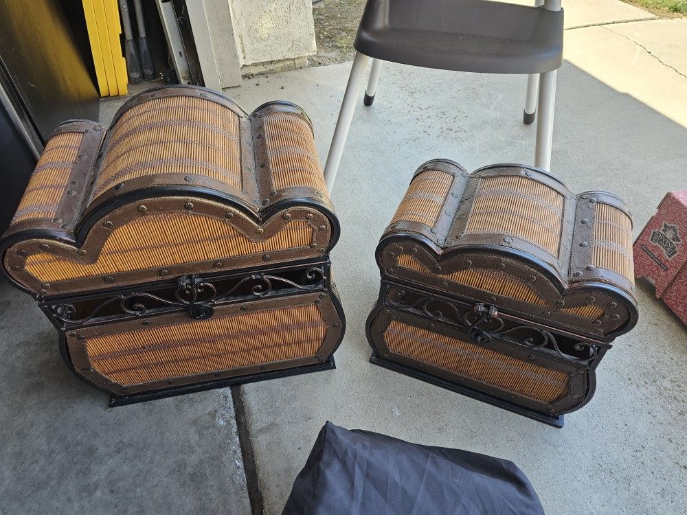 Vintage Chest Set $100 Pickup Only