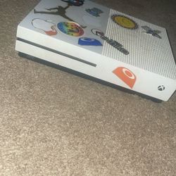 Xbox One Barely Used