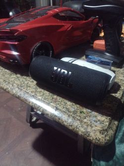 JBL Flip 6 Bluetooth speaker