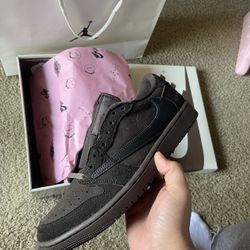 Travis Scott Velvet Brown Size 9