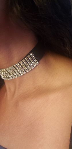 Bling choker