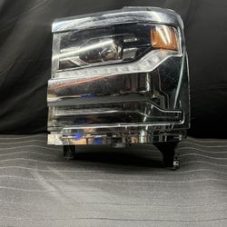 2016 - 2018 Chevy Silverado 1500 Headlights LED 