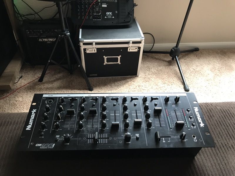 Numark CM Pro Studio 19” Audio Mixer