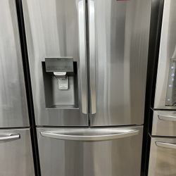 LG 36”wide French Door Stainless Steel Refrigerator Counter Depth In Excellent Condition 