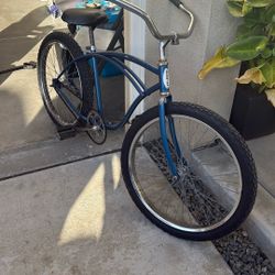 Classic Schwinn Beach Cruiser