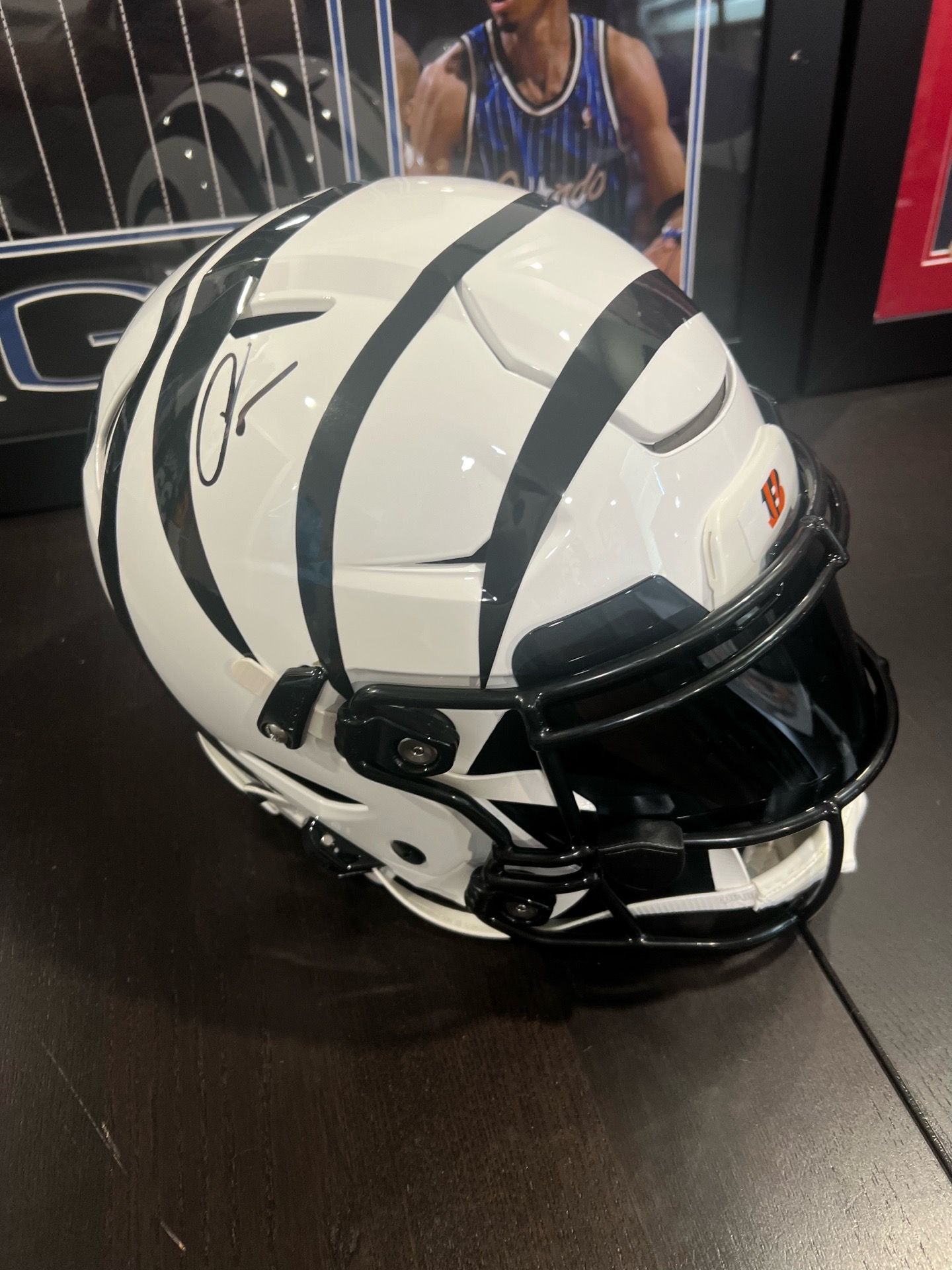 Chad "Ochocinco" Johnson Signed Cincinnati Bengals White Riddell SpeedFlex Helmet NFL Autograph