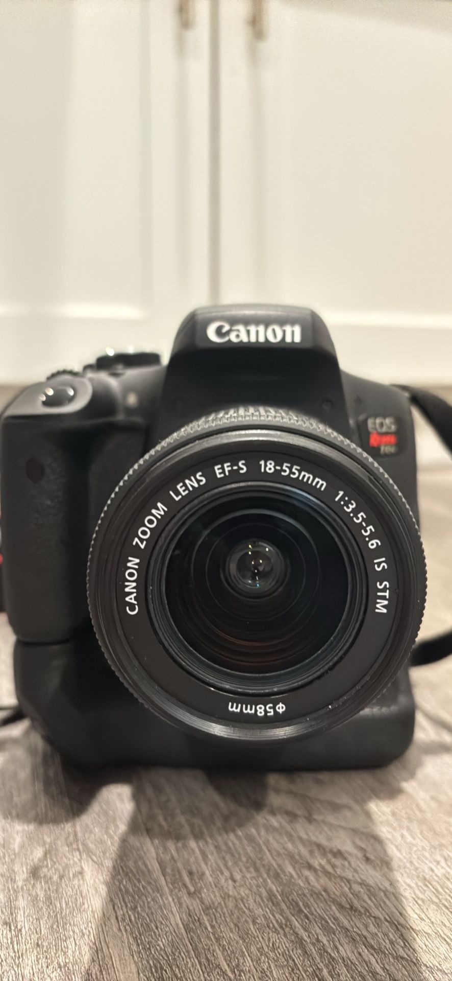 Canon T6i (Battery Grip + Lens Included)