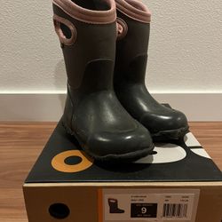 Bogs York Insulated Snow Rain Boot Size 9