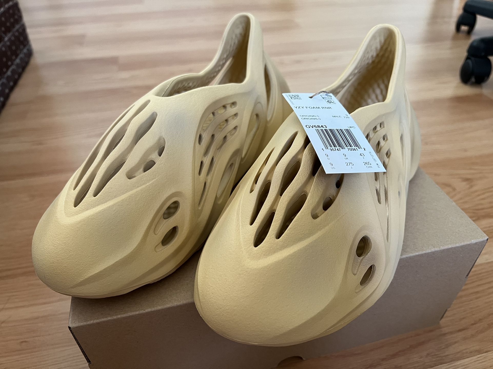 Yeezy Foam Runner - Desert Sand