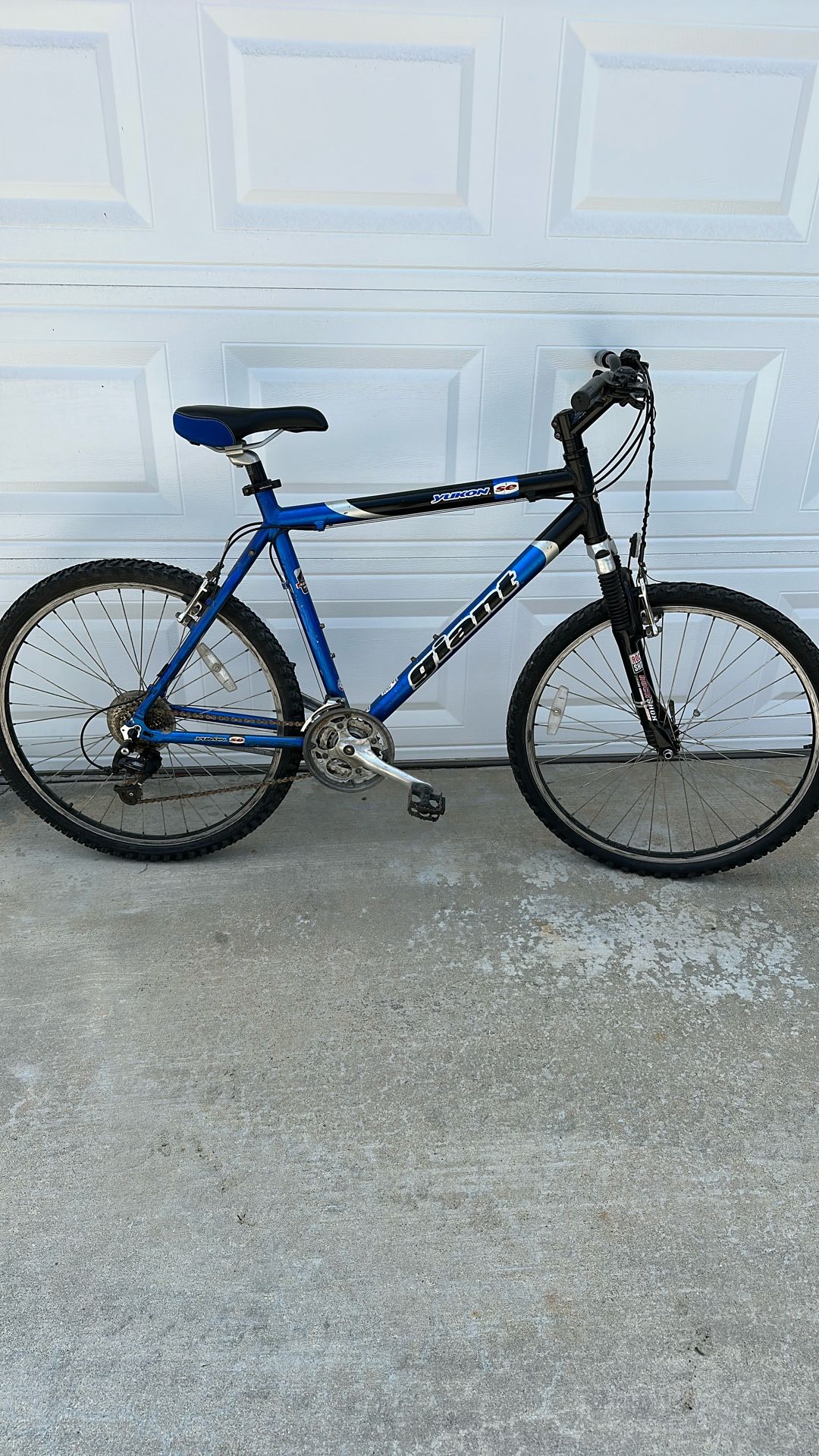 Giant Yukon SE Size Large Mountain Bike