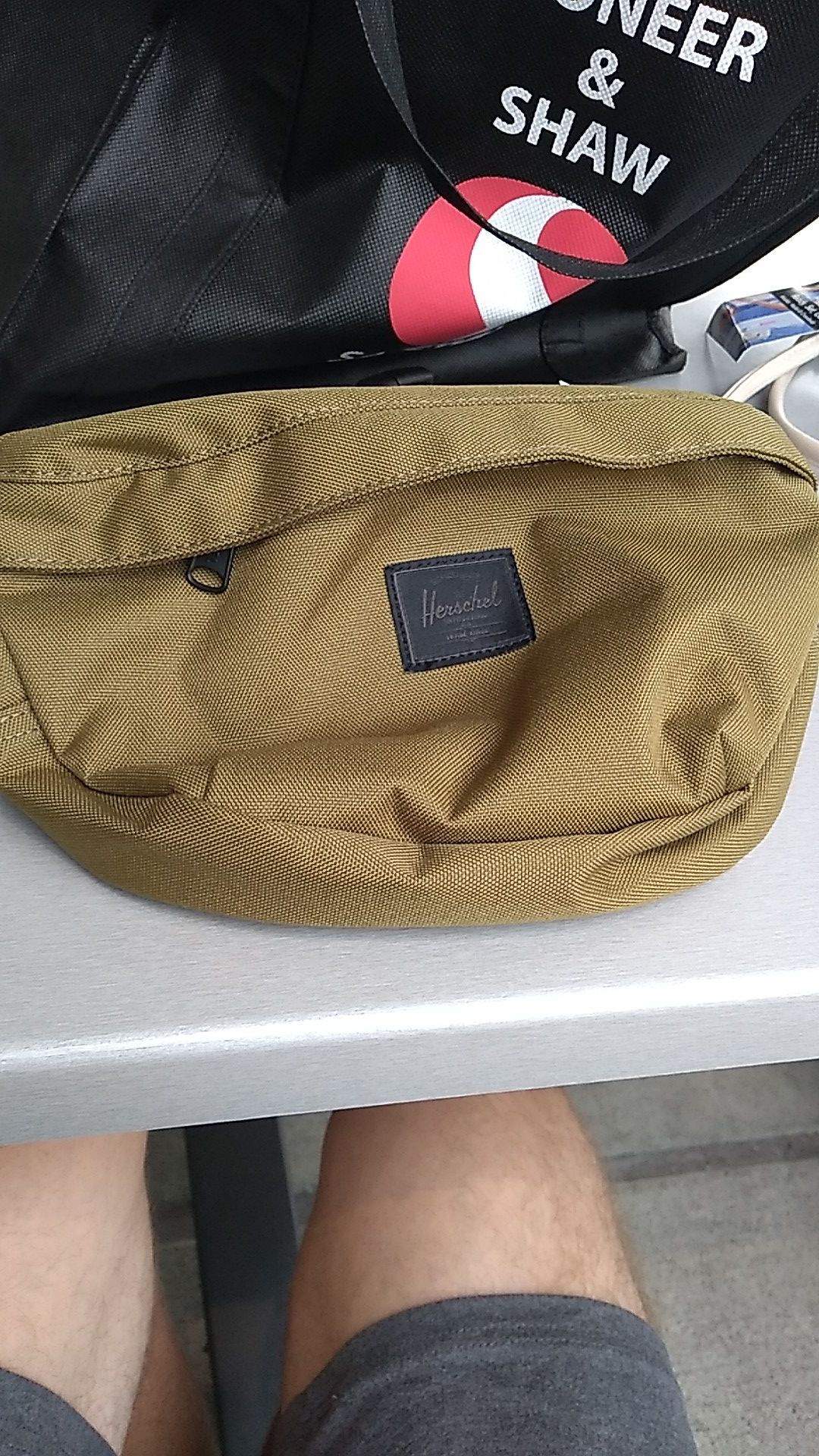 Herschel waist bag