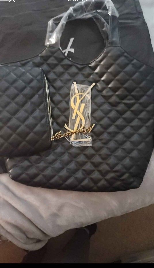 Ladies Brand New Large Black Tote Bag