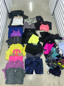 Lululemon women’s activewear tops and bottoms bundle 100+ pieces