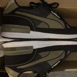 Size 14 puma Graviton  Green Black 