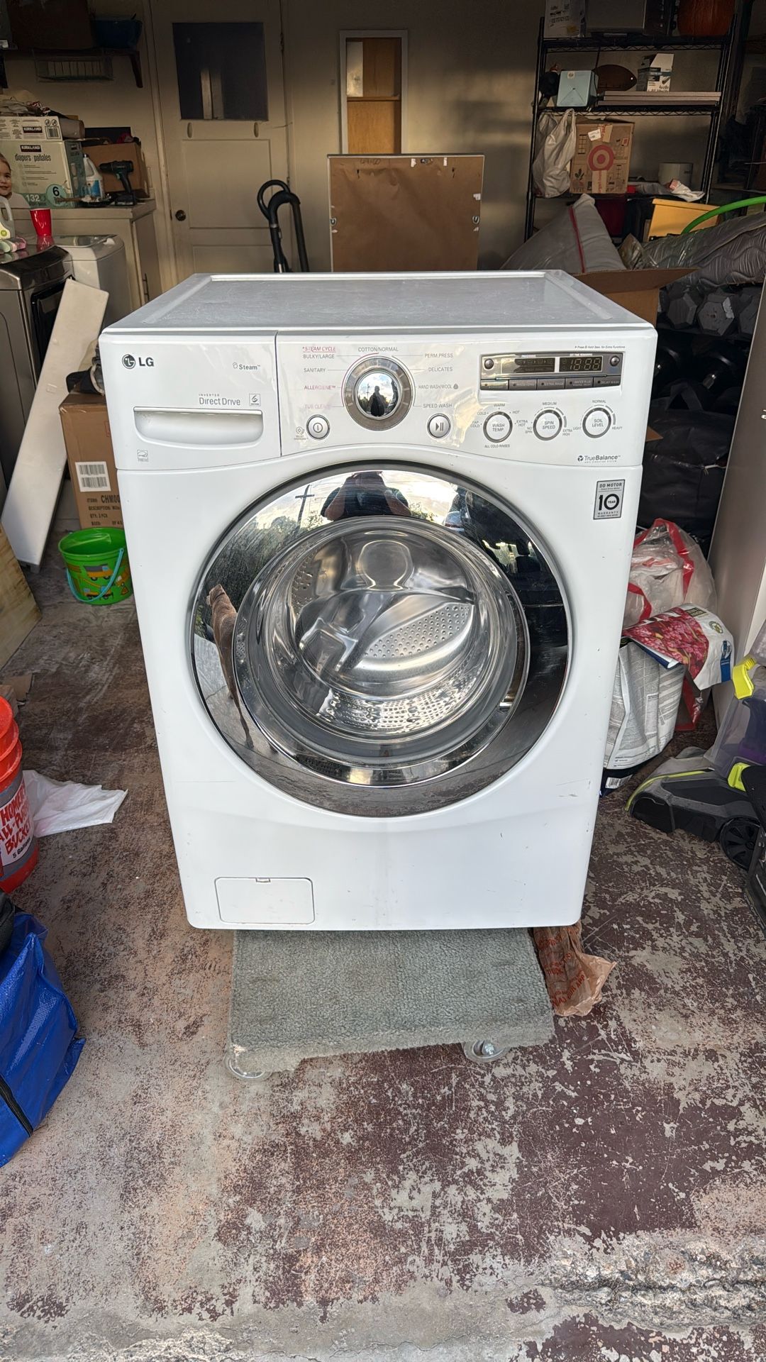 LG Front Load Stackable Washing Machine 