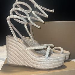 Steve Madden - Spiral Pearl Wedges