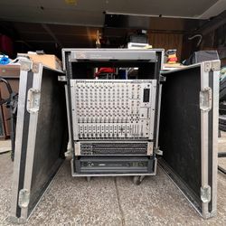 Mixer, Amp and Equ With Hard Case