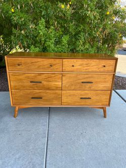 Living Spaces MCM dresser ( can deliver for $10 )