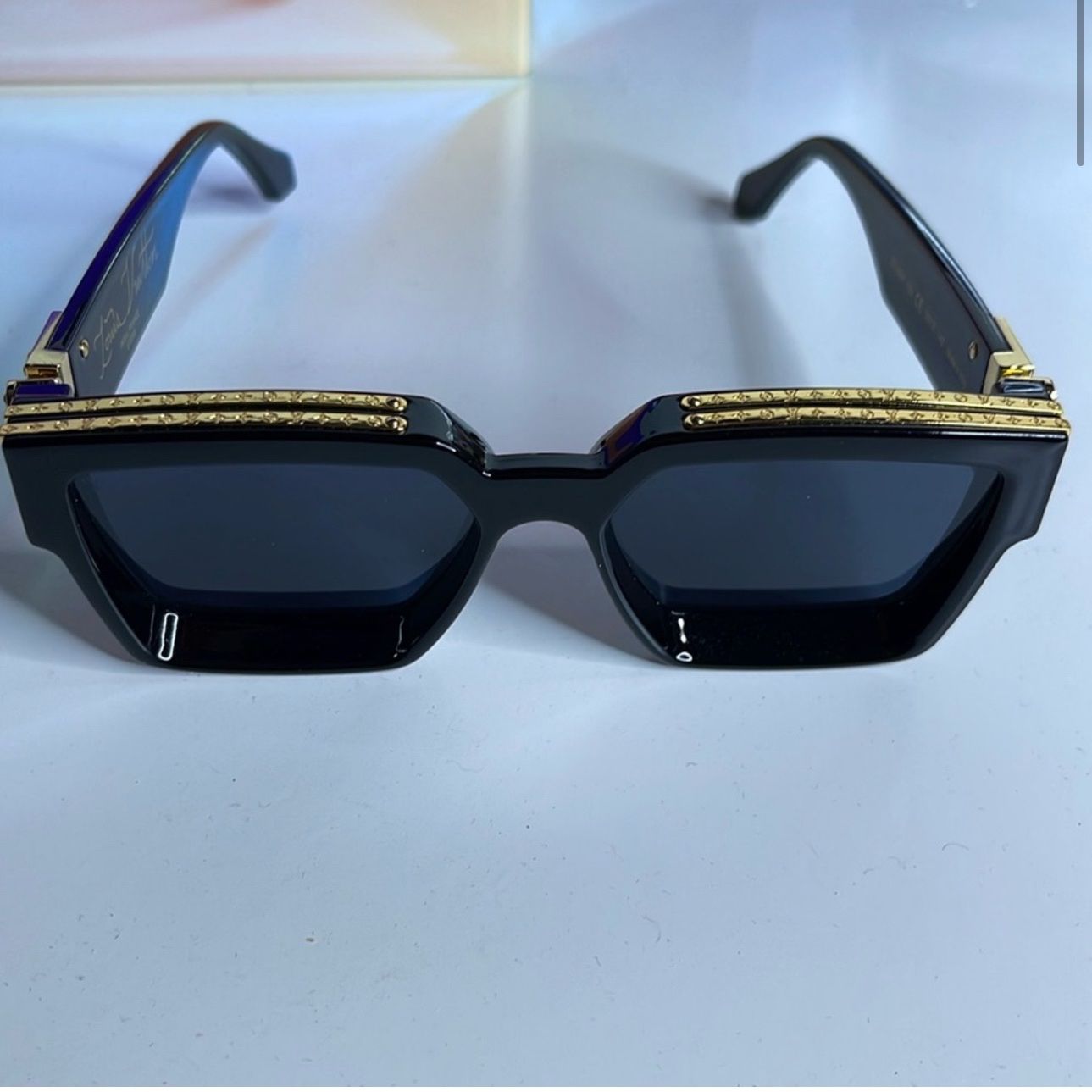 Louis V Millionaire Sunglasses Black Z1165W