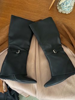 Steve Madden boots for SALE!!