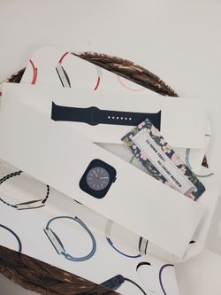  🕒 Upgrade Your Wrist Game – Series 8, Big Discounts Now!