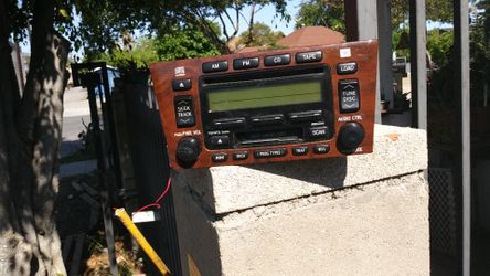 Used 2000 toyota Avalon head unit