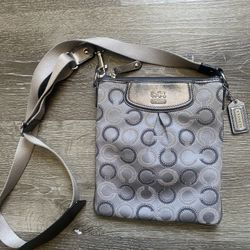 Vintage Coach Crossbody 