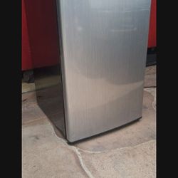 Magic chef 3ft stainless steel finish fridge frig freezer dorm office garage bedroom shop boat
