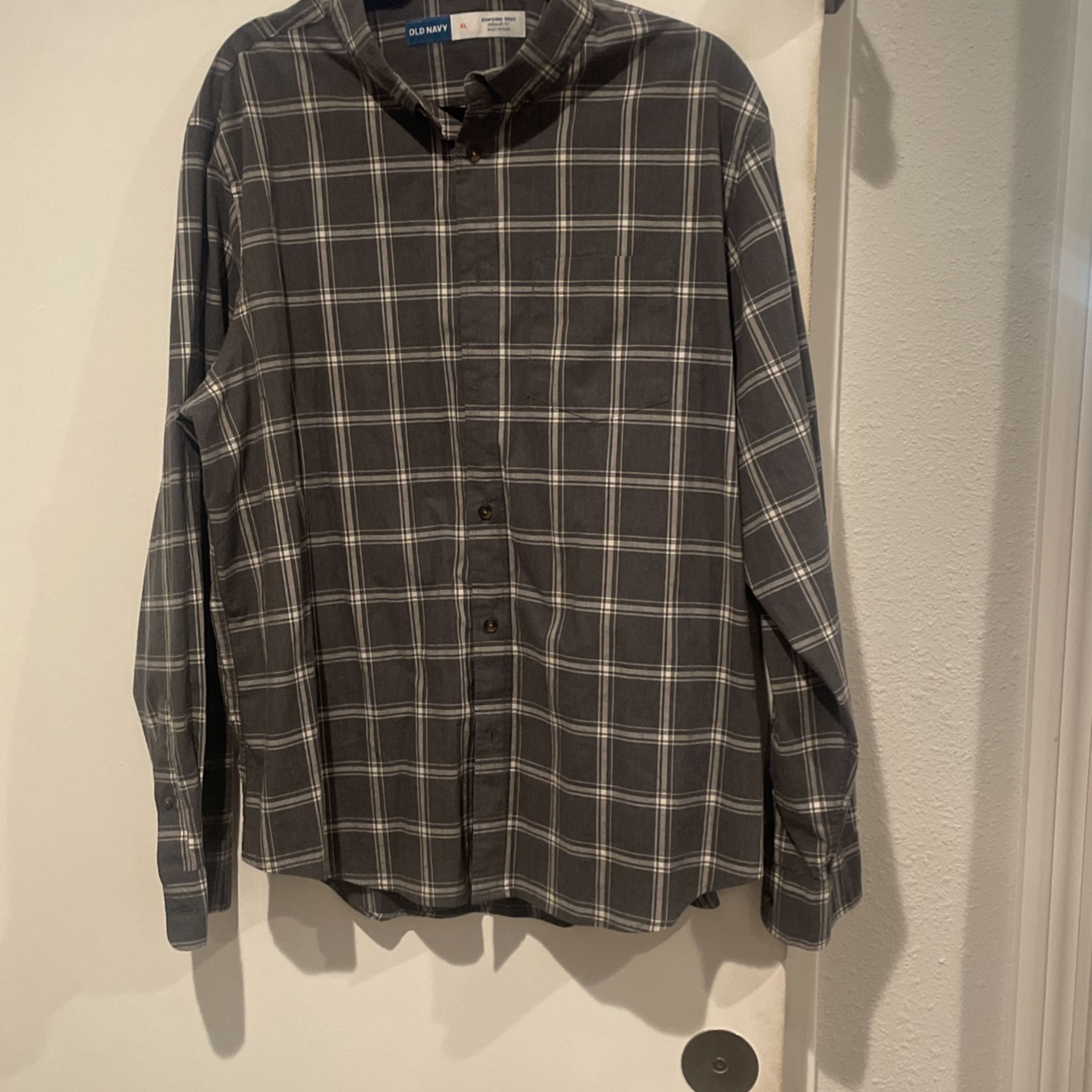 Old Navy Size XL Button Up