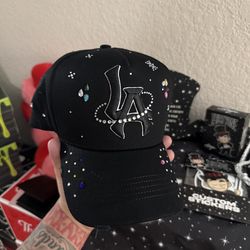 ThirtyOne Hats Mago Universe