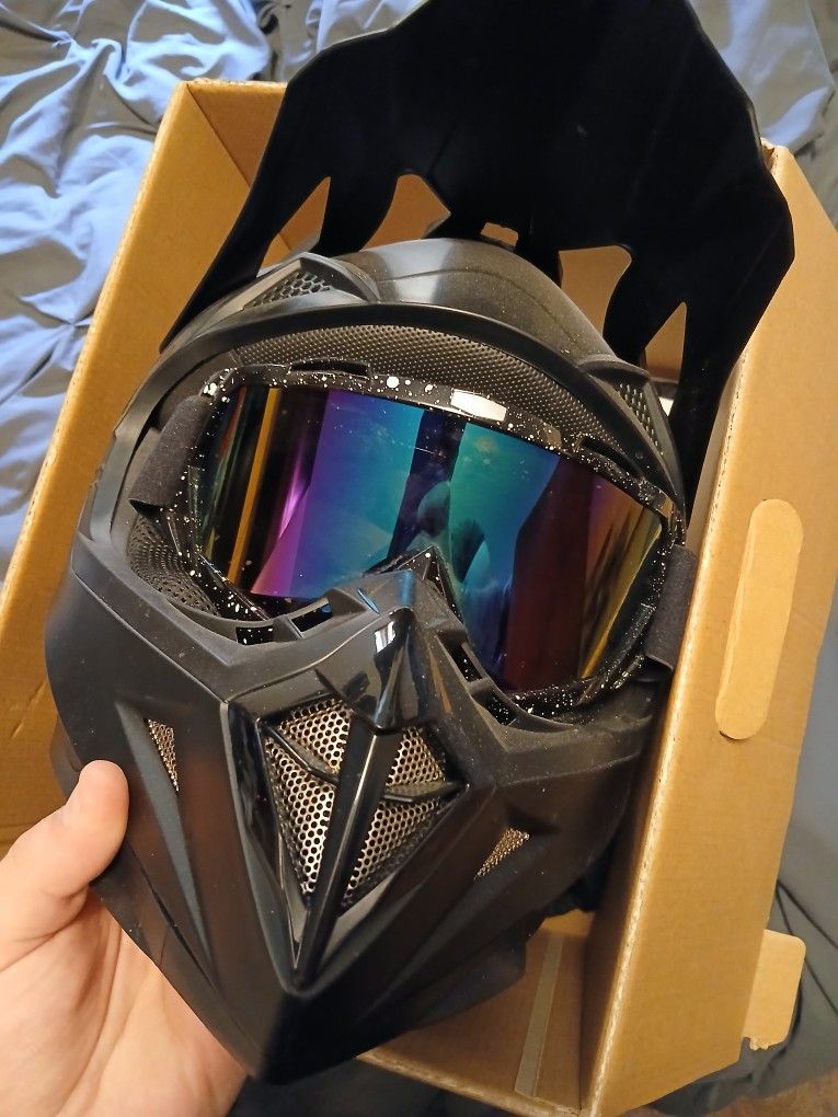 Dirtbike Helmet