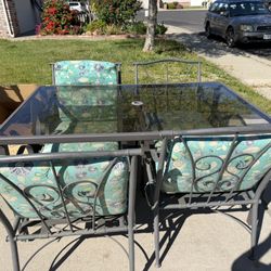 Patio Table With 4 Chairs