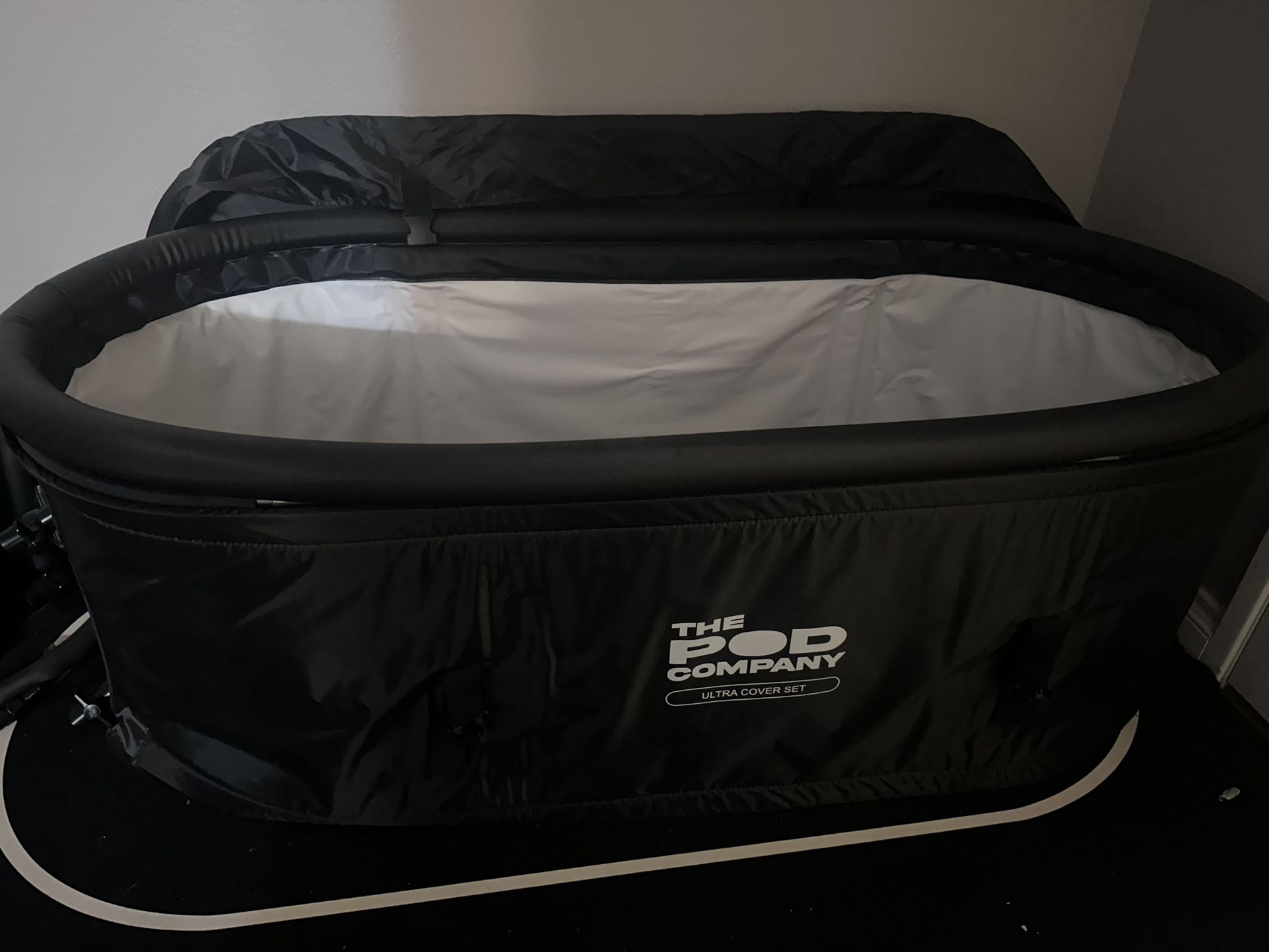 The Pod Company Long Pod Ice bath W/Chiller And Accessories 