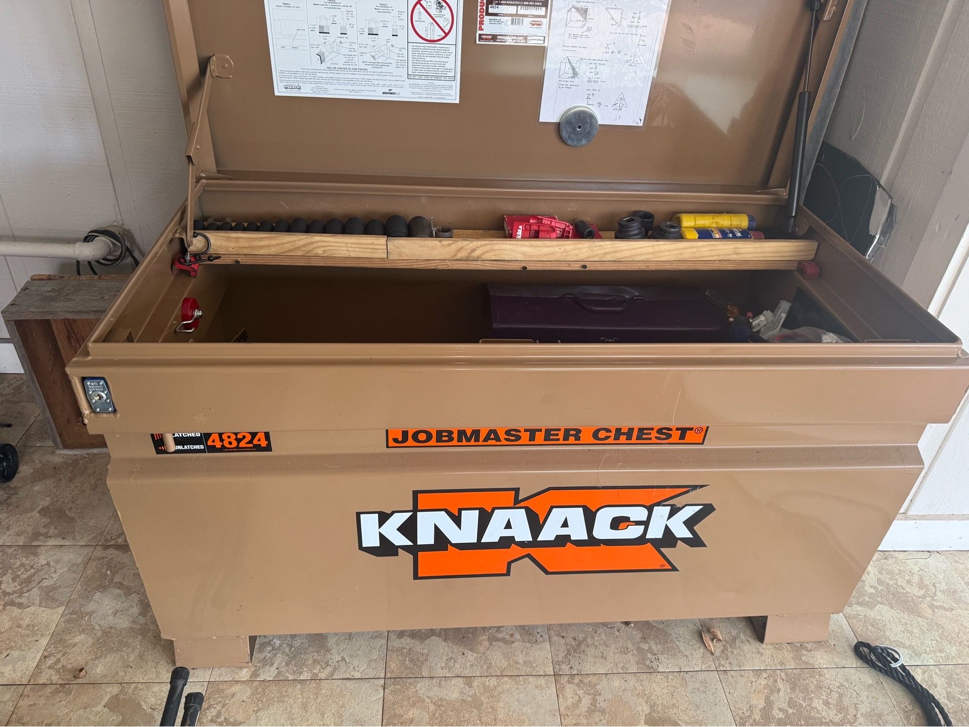 Tool box with tools
