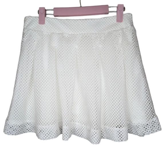 Banana Republic White Mesh Lace Pleated Fit Flare Skirt