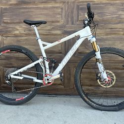 Dual suspension trail mtn bike