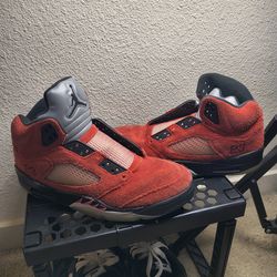 Jordan 5s size 8.5 mens
