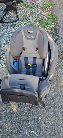 Nuna Convertible Car Seat
