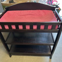 Delta Changing Table
