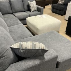 Beautiful Brand New Chaise Couch 