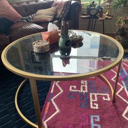 round glass coffee table