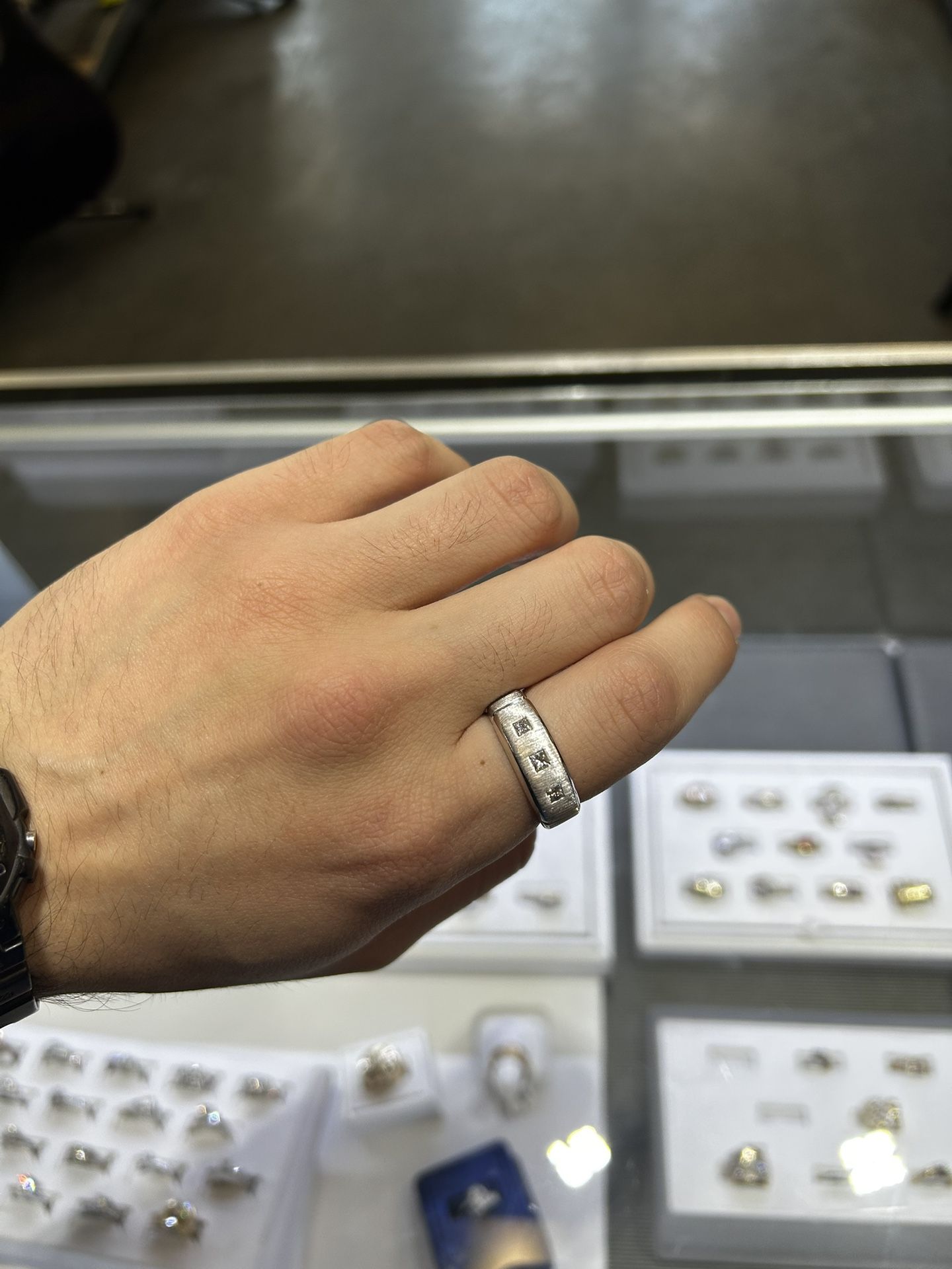 14kt White Gold Diamond Ring
