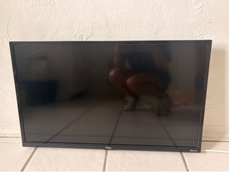 32” TV TCL Roku