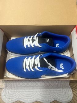 Men’s Sneakers