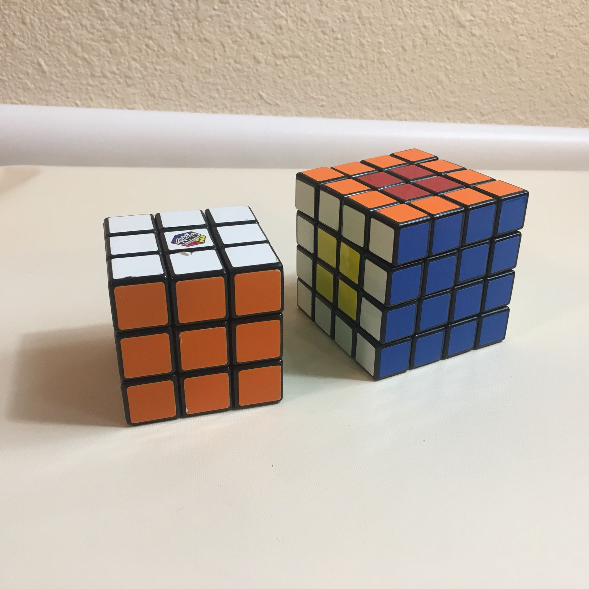 Rubik's Cube Puzzle Toys - 3x3 & 4x4