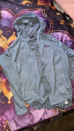 Patagonia blue windbreaker