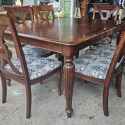 Dining Table 6 Chairs 