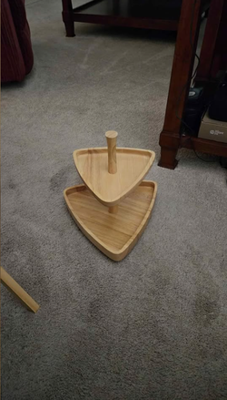 2 tier wooden lazy Susan Victorville Ca $15